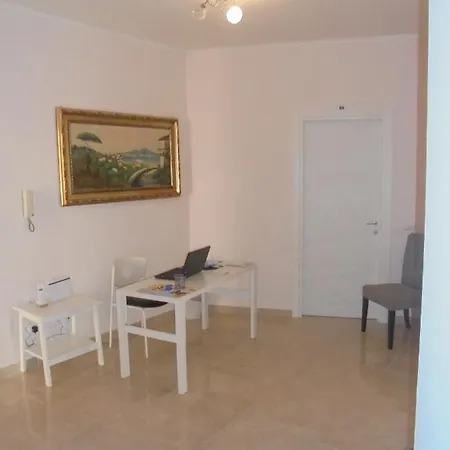 Domusrealstella Отель типа 