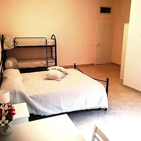 Domusrealstella 4* Neapel