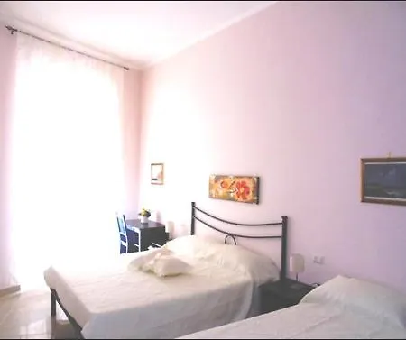 Domusrealstella Naples