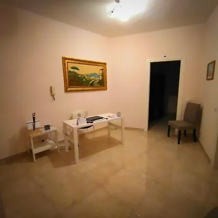 Panzió Domusrealstella Nápoly